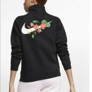 Nike half zip pullover